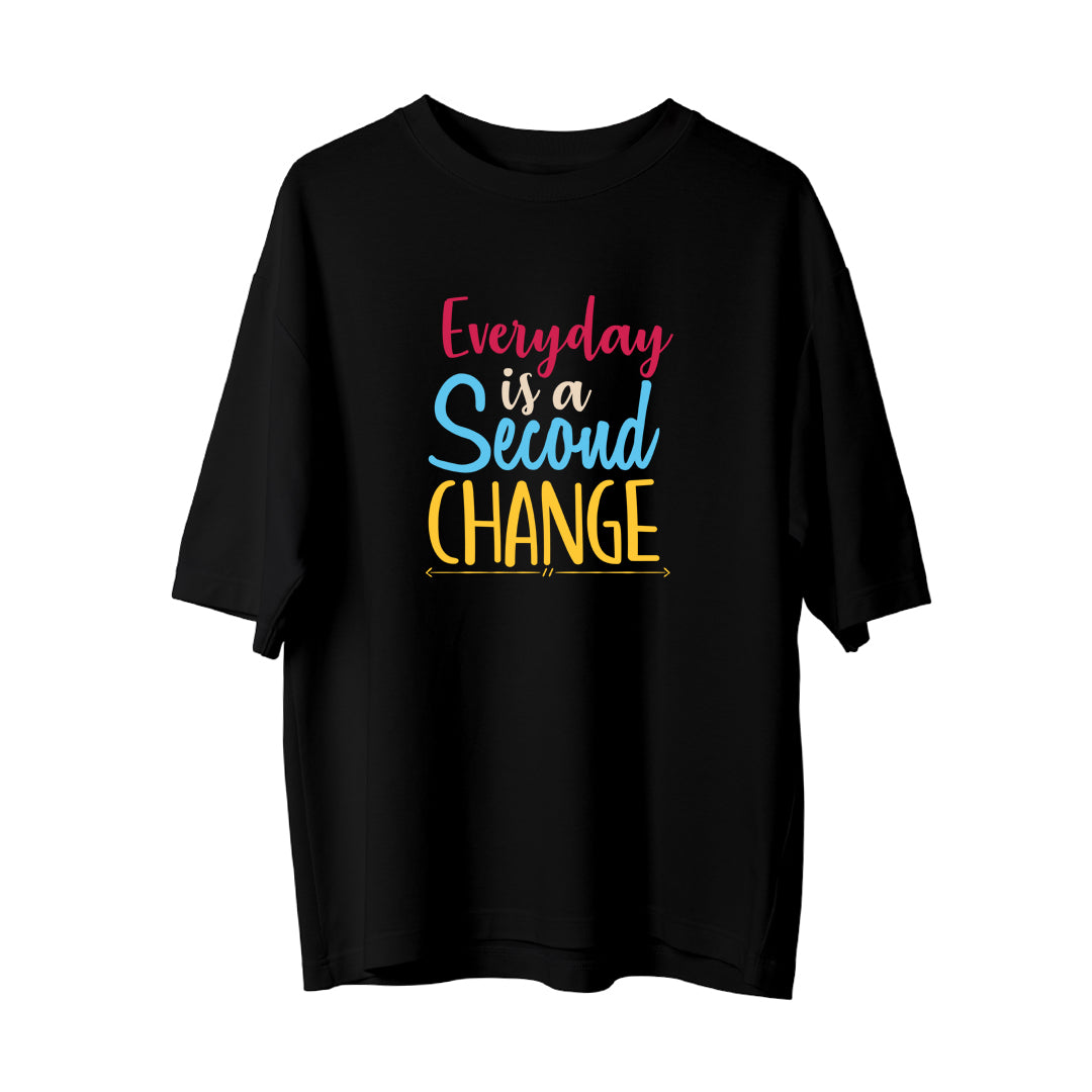 Change - Oversize T-Shirt