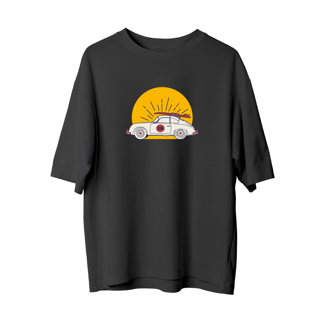 Car-30 - Oversize T-Shirt